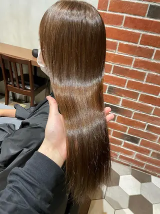 ロング 髪質改善、縮毛矯正 Core梅田茶屋町店のヘアスタイル
