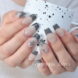 ネイル Queens マオのネイルデザイン