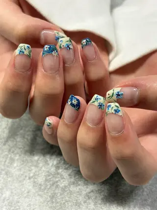 ネイル FIORITURA Maikoのネイルデザイン