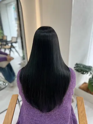 ロング カラー Zina aimiのヘアスタイル