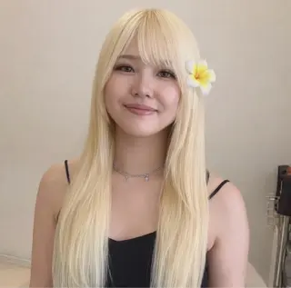 ロング NENE🌿透明感 カラーを作る美容師のヘアスタイル
