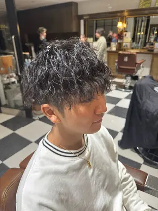パーマ メンズ 有田 波人のヘアスタイル