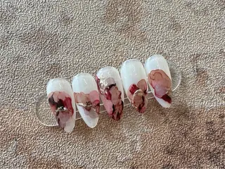 ネイル ネイルサロンAiri 長さ出し·シンプルのネイルデザイン