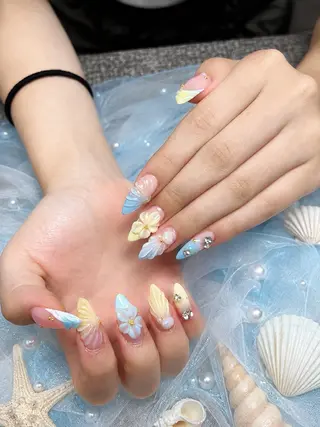 ネイル HAPPI NAIL . LEEのネイルデザイン