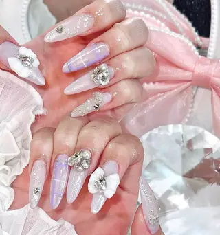 ネイル D-BEAUTY Nailsalonのネイルデザイン