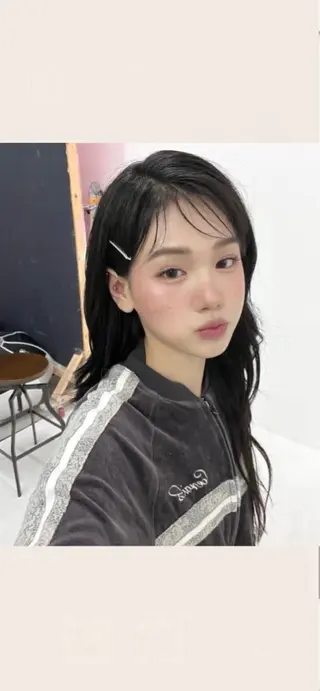 セミロング カラー ナチュラル大人っぽい スタイル MAORIのヘアスタイル