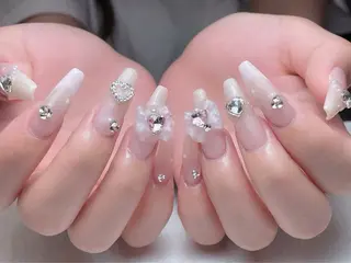 ネイル 中野駅から2分 MEO NAILのネイルデザイン
