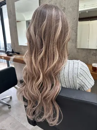 ロング ヘアアレンジ vizz SAKIのヘアスタイル