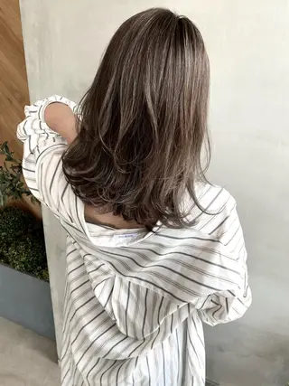 ショート カラー ヘアアレンジ ネイル マツエク・マツパ 夜23時まで予約🉑 reverieあきらのヘアスタイル