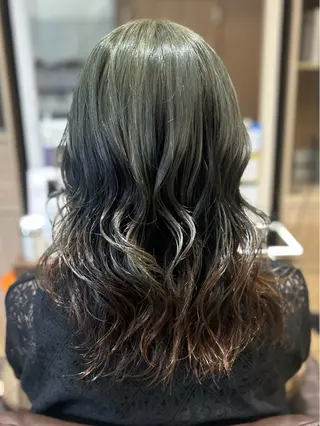 カラー ❤️🔥 RENA❤️🔥のヘアスタイル