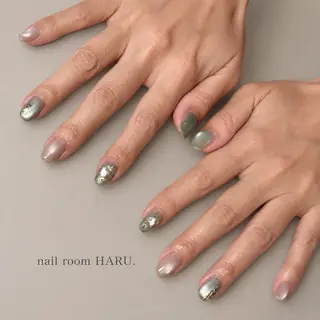 ネイル nailroom HARU.のネイルデザイン