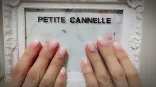 ショート ネイル Petite Cannelleのネイルデザイン