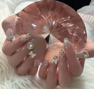 ネイル LoaChaton kaeのネイルデザイン