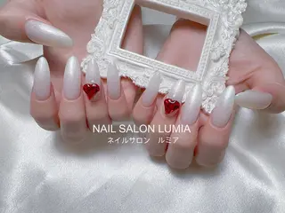 ネイル ネイルサロン ルミア Lumia 店長施術のネイルデザイン
