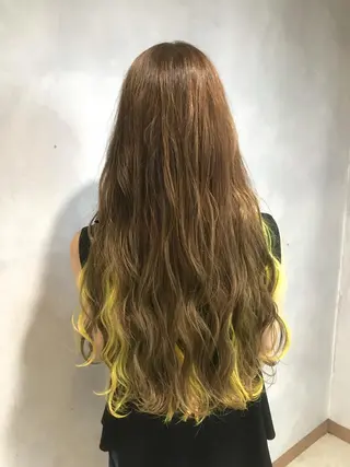 ロング カラー ブリーチカラー☆ 再生トリートメントのヘアスタイル
