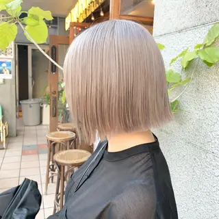 ショート カラー 🫧艶ダブルカラー ブリーチ🫧トモヤのヘアスタイル