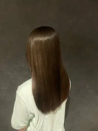 カラー 中里 優羽のヘアスタイル