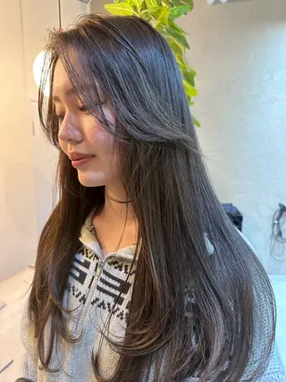ロング カラー Shiro RENのヘアスタイル