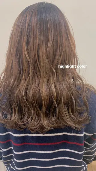 ロング カラー ブリーチなしWカラー ／レイヤー🎀マリノのヘアスタイル