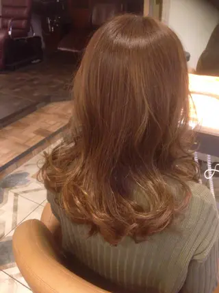 セミロング カラー ヘアアレンジ 【体験】韓国 メイク&ヘア天神のヘアスタイル