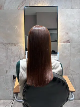 カラー 岩崎 美咲のヘアスタイル