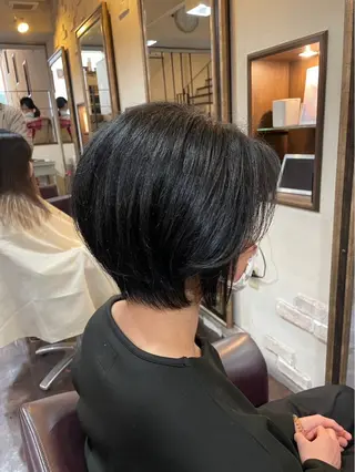 ショート 武田 夏帆のヘアスタイル