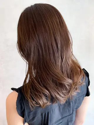 セミロング カラー パーマ ヘアアレンジ ITbyALBUM 中野店のヘアスタイル