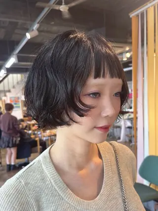 ショート パーマ shiho/レイヤー /透明感カラーのヘアスタイル