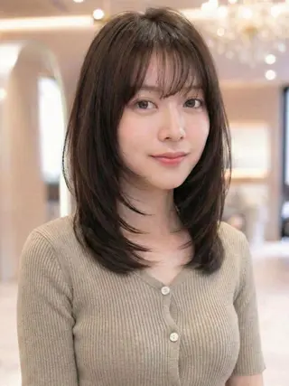 ミディアム 🫧レイヤーカット ・ハッシュ🫧龍星のヘアスタイル