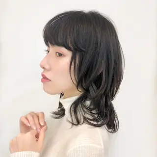 ミディアム KONOMI スタイリストのヘアスタイル