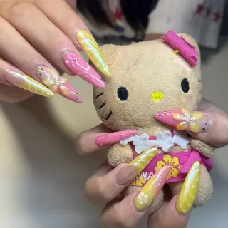 ネイル 彩 名のネイルデザイン