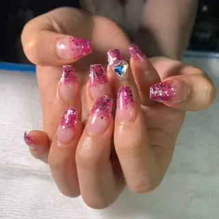 ネイル MHR nailのネイルデザイン
