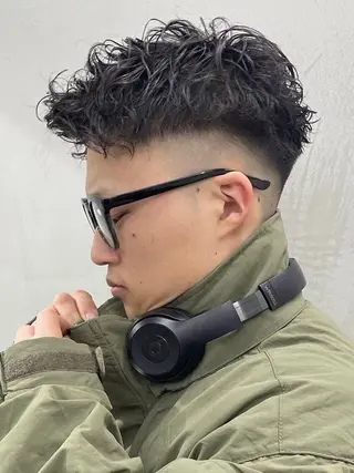 パーマ メンズ fifth原宿 宮部蓮のヘアスタイル