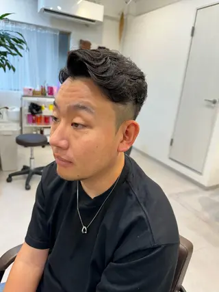 ショート パーマ メンズ 似合う髪型見つけます AYAKAのヘアスタイル