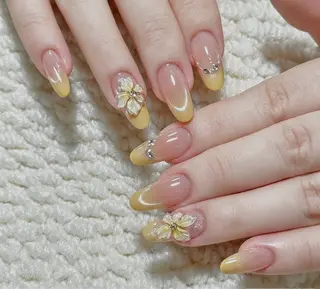 ネイル Luvia Ginzaのネイルデザイン