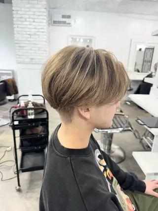 ショート カラー 札幌ブリーチカラー/ ダブルカラー/ドイのヘアスタイル