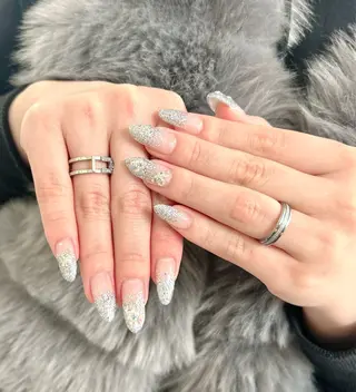 ネイル ViViA 【JURI】のネイルデザイン