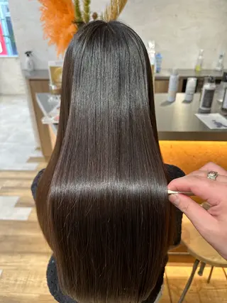 ロング 熊崎 樹のヘアスタイル