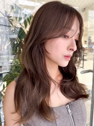 セミロング カラー 透明感カラー Lity🤍ྀིaiのヘアスタイル