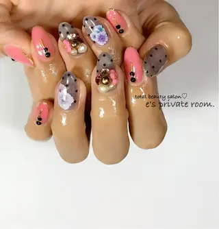 ネイル LAVISH 大和店 🤱子連れ大歓迎のネイルデザイン