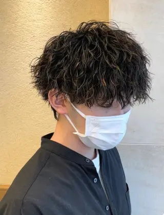 パーマ メンズ 髙木 利央のヘアスタイル