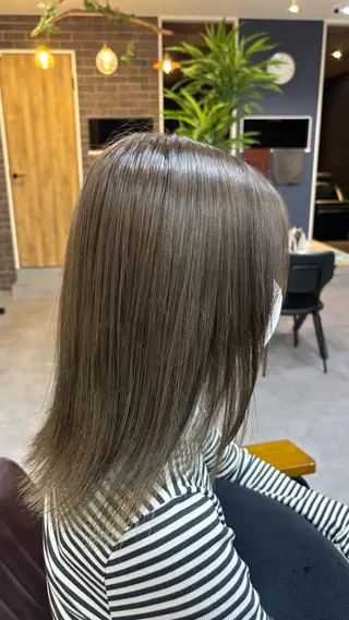 ミディアム カラー ✨髪質改善カラー✨ ストレート☔脇田のヘアスタイル