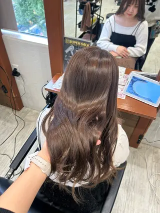 カラー 🎀透明感/レイヤ ー/Kotona🎀のヘアスタイル
