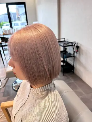ショート カラー 井手 孔介のヘアスタイル