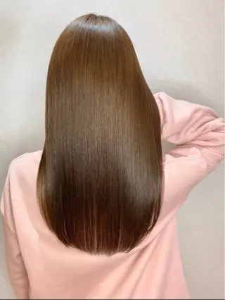 セミロング カラー 🧸髪質改善ケアカラ ー/アイドル前髪🧸のヘアスタイル