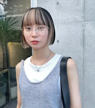 ミディアム 佐伯 和佳のヘアスタイル