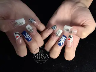 ネイル 🦊Genie🦊 Mika Nailsのネイルデザイン