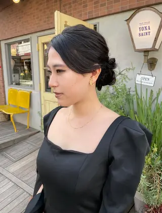ロング ヘアアレンジ KURIA/ブリ ーチ/ダブルカラーのヘアスタイル