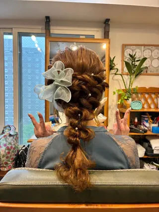 ヘアアレンジ HempBeauty 浅野アサミのヘアスタイル
