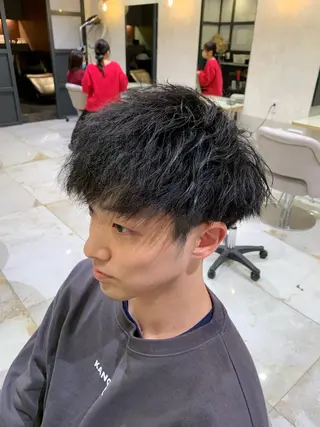 ショート 峯尾 穂専のヘアスタイル